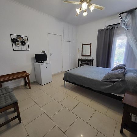 Liogerma Hotel Adamantas  Ngoại thất bức ảnh