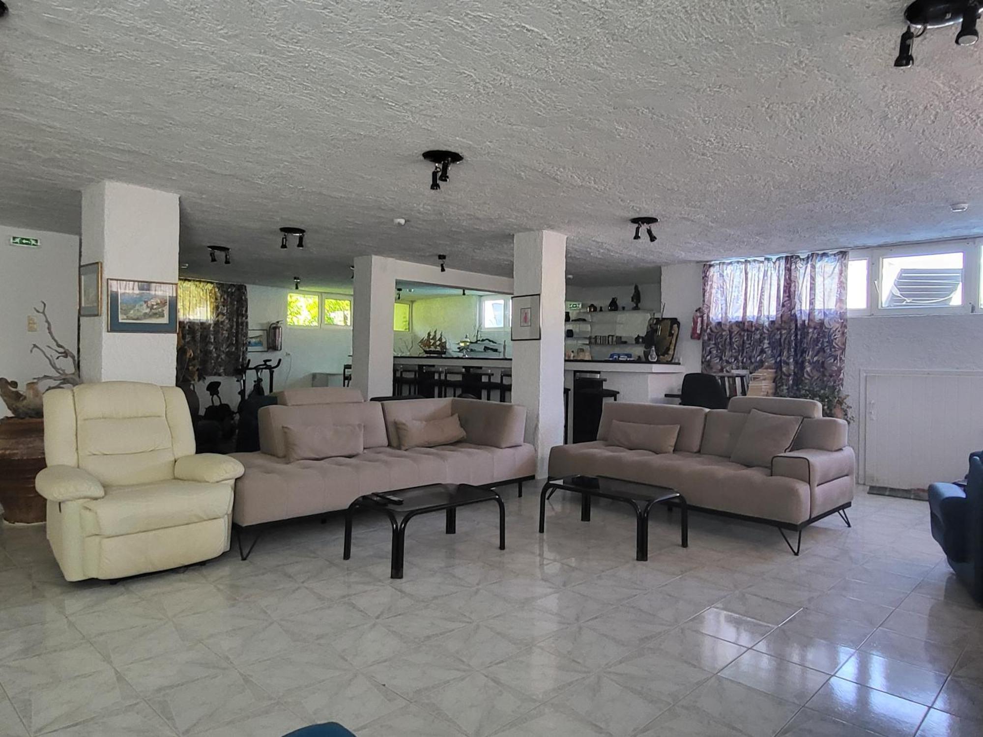Liogerma Hotel Adamantas  Ngoại thất bức ảnh